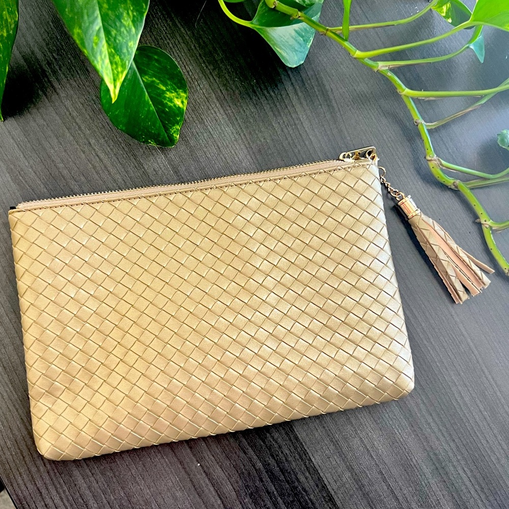 Virginia Wolf Gold Clutch